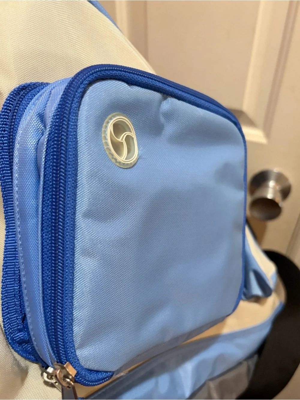 NWT GAP Light Blue and Gray Padded Messenger Bag